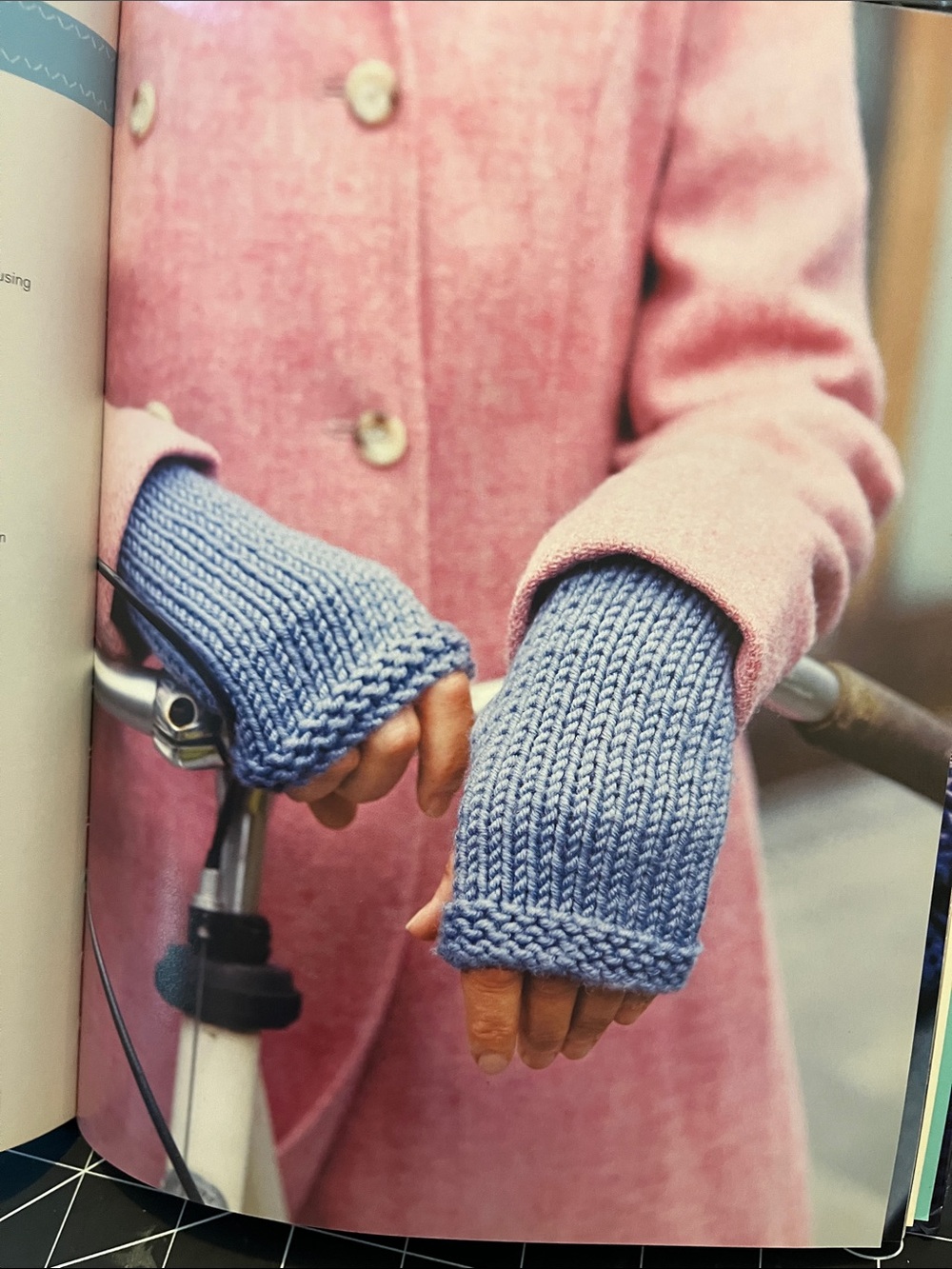 Creative Makers Simple Knitting - Picture 13 of 14